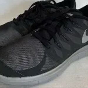 Nike free 5.0 flash Black and Gray Athletic Shoes